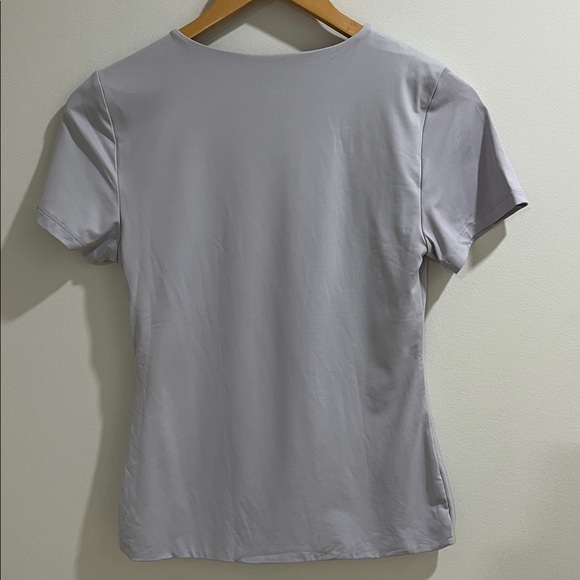 NWOT frank. By Frank and Oak Women’s Smoothing Contour T-shirt Medium Fitted - Picture 6 of 6